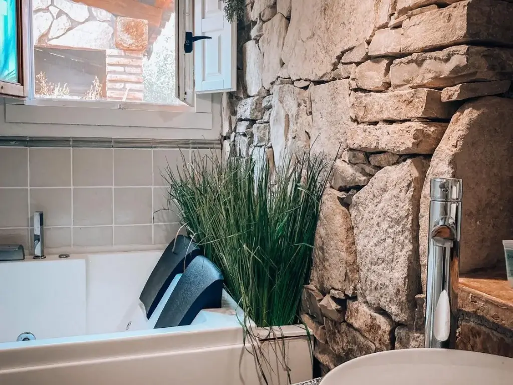 Hotel burbuja Bubble Suites Canyelles 02